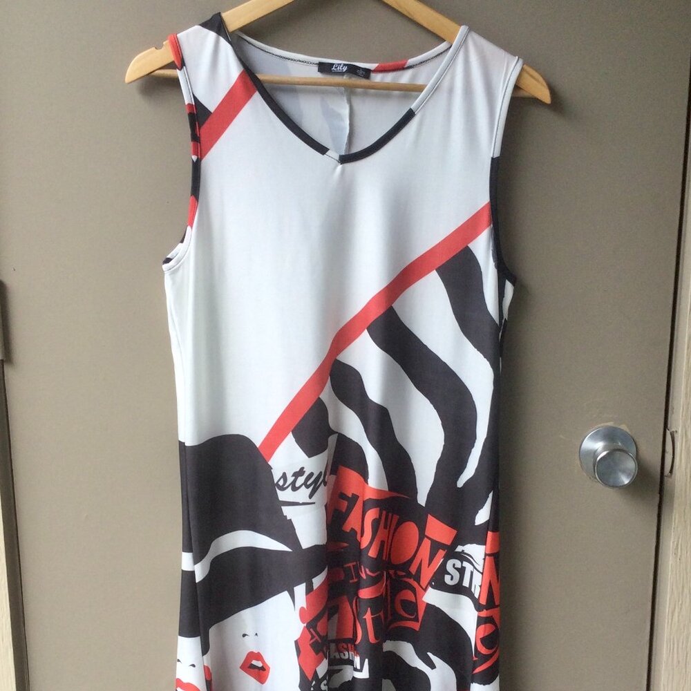 Lily by Firmiana Graphic "Street Style" Sleeveless Dress — Black, White & Red, S